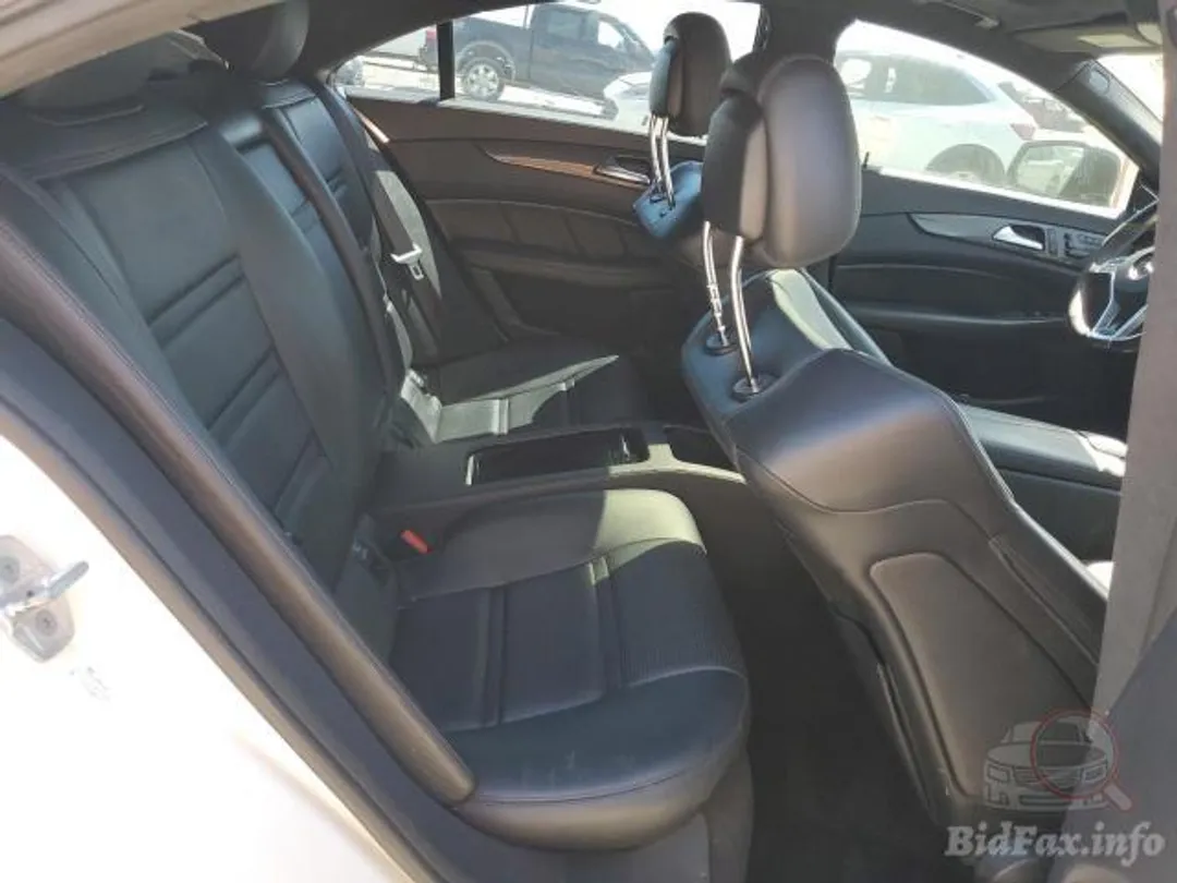 Mercedes-Benz CLS 63 AMG-10