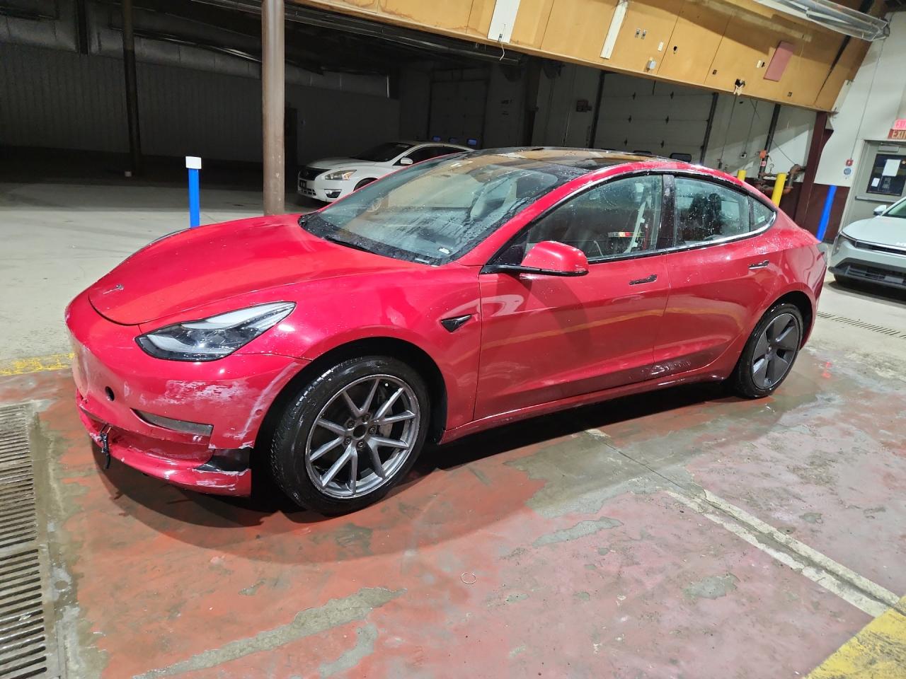 Tesla Model 3-16
