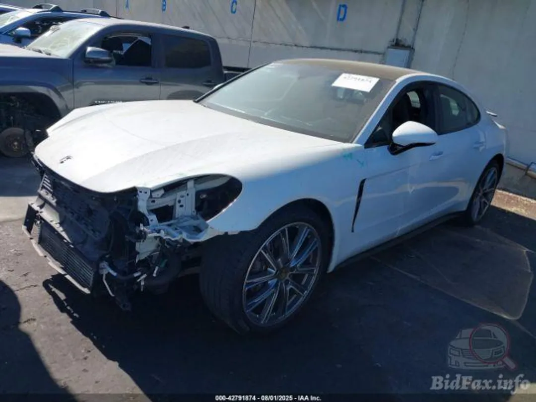 Porsche Panamera 4-2