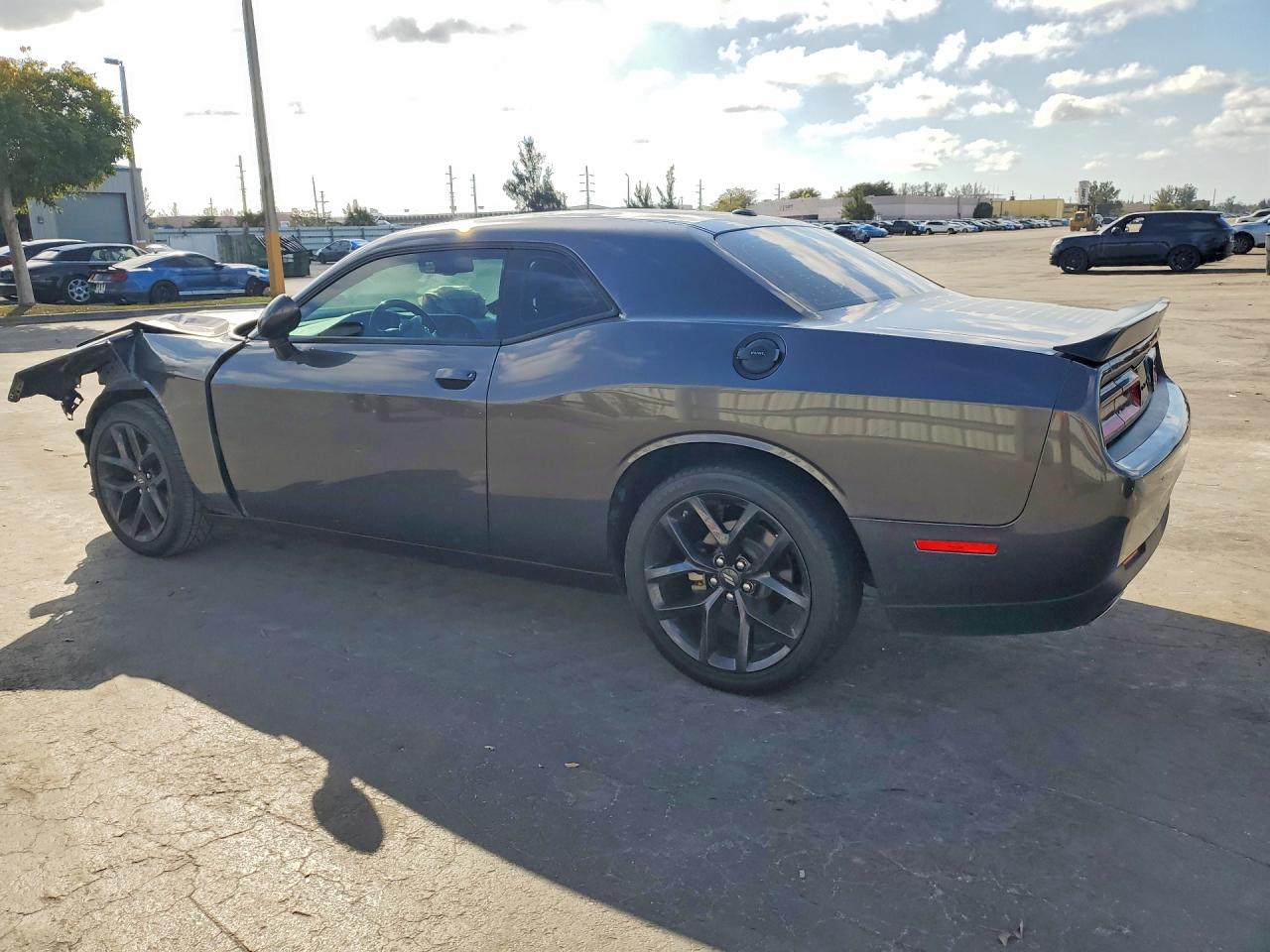 Dodge Challenger-2