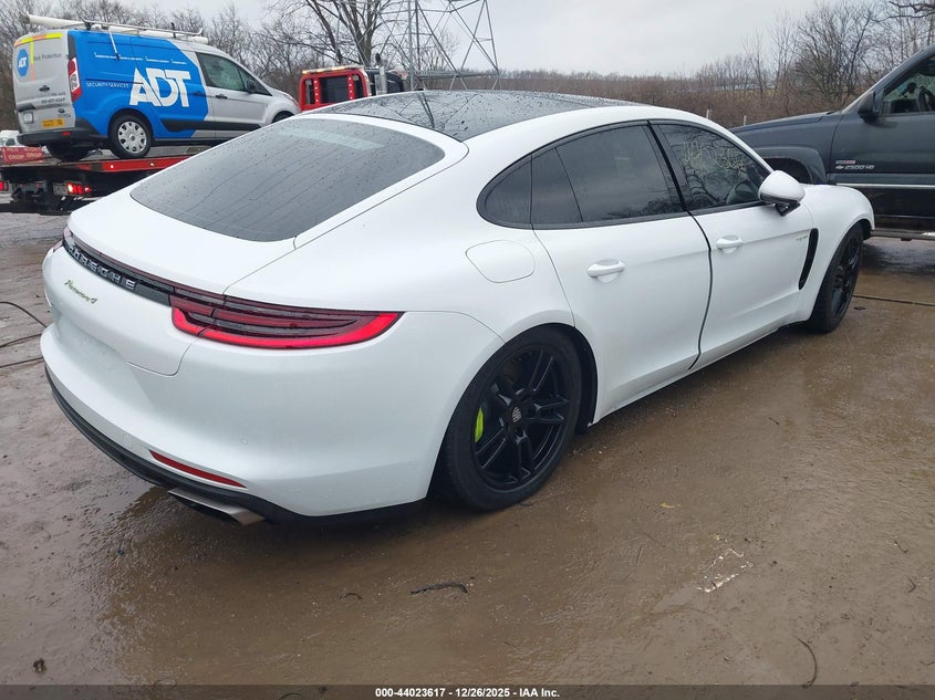 Porsche Panamera Hatchback-4