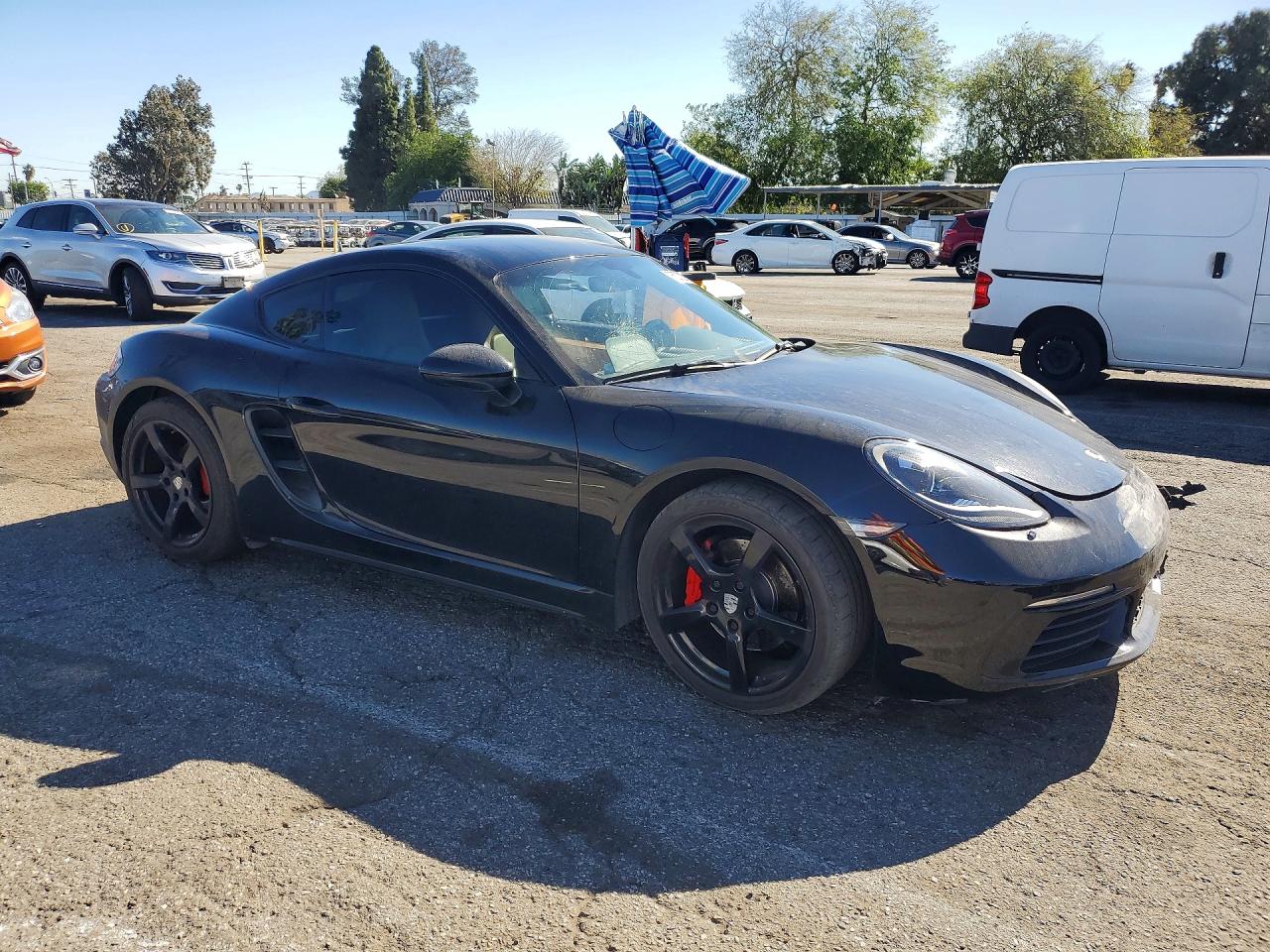 Porsche Cayman Coupe-4