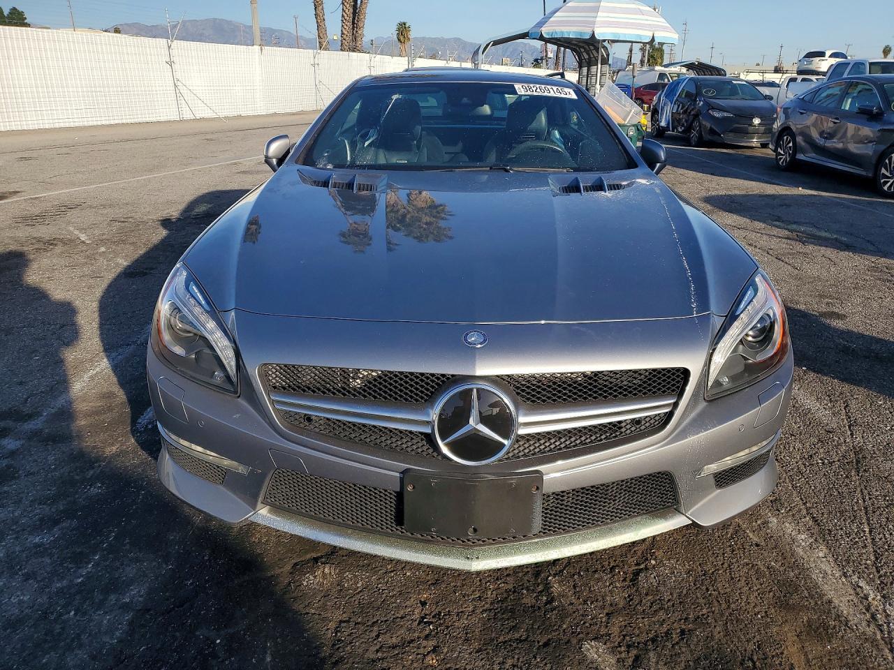 Mercedes-Benz SL-Class-5