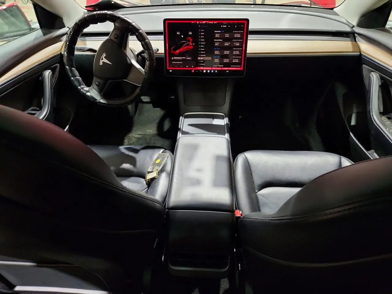 Tesla Model 3-8